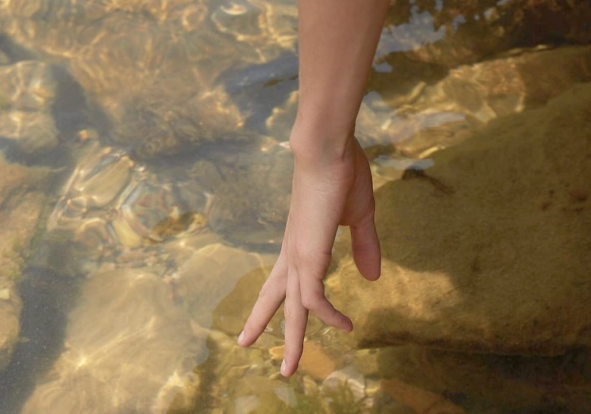 DEODORANT MI, ANTİPERSPİRANT MI?